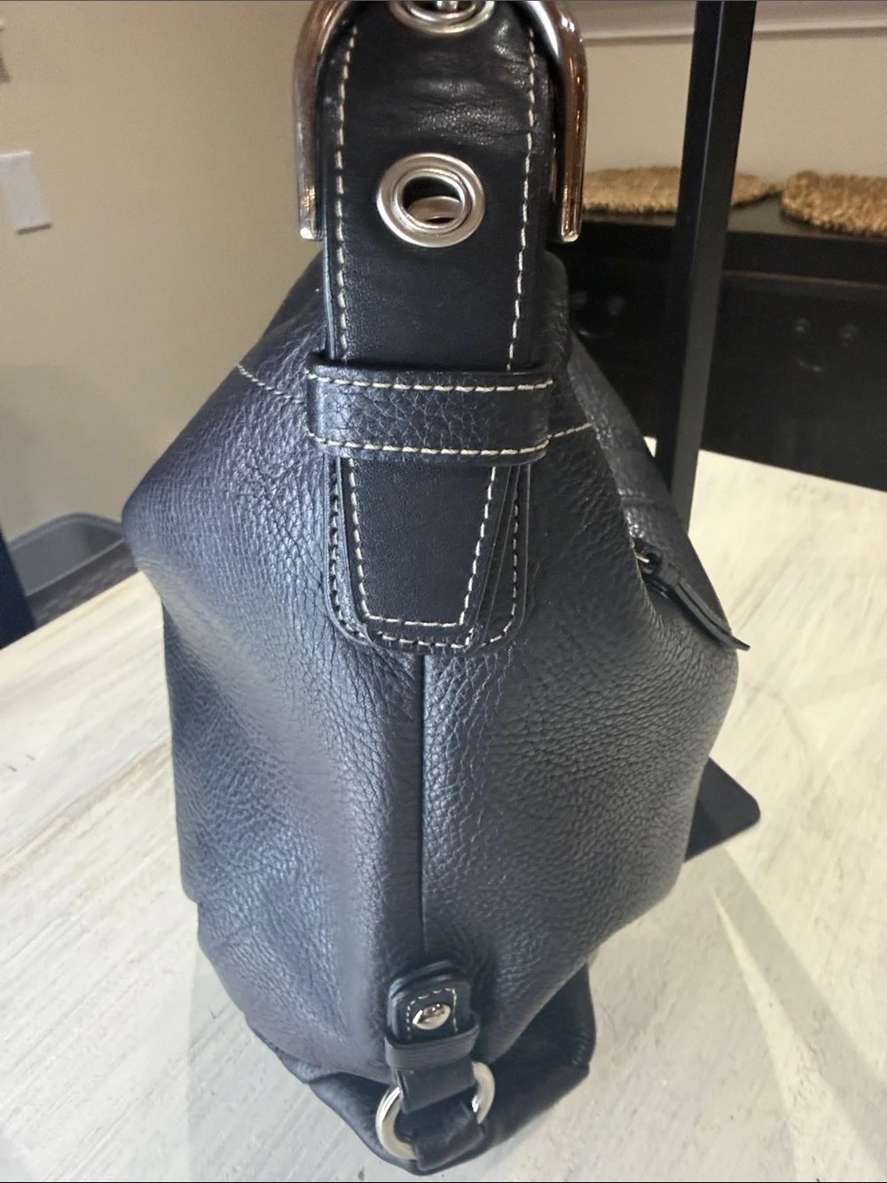 Vintage Y2K Classic SoHo Black Leather Hobo Bag - Timeless Everyday Carry